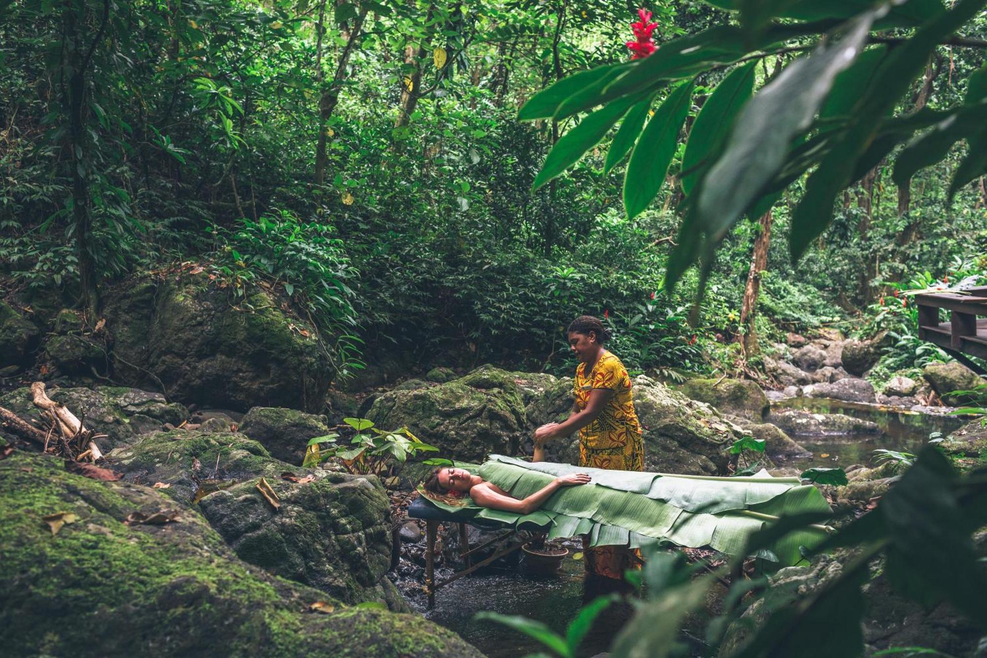 Koro Sun Resort & Rainforest Spa Savusavu Exteriér fotografie